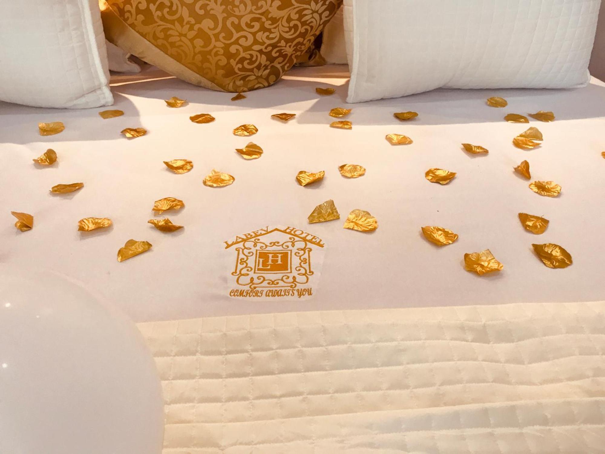 Labev Hotel 쿠마시 외부 사진